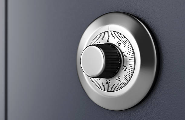 bezpieczny zamek szyfrowy - safe vaulted door combination lock door zdjęcia i obrazy z banku zdjęć