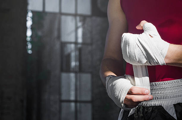 boxeador giro vendas - boxing caucasian men business fotografías e imágenes de stock