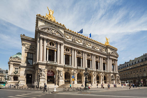 opéra garnier à paris - opera garnier photos et images de collection