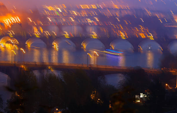 praque pontes colagem - prague mirrored pattern bridge architecture imagens e fotografias de stock