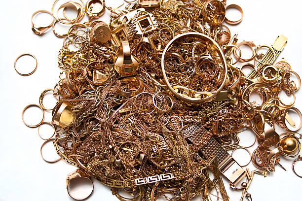 jóias de ouro - gold jewelry scrap metal old imagens e fotografias de stock