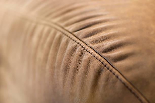 sofá inacabadas textura de couro com costura castanho - seam macro rough striped imagens e fotografias de stock