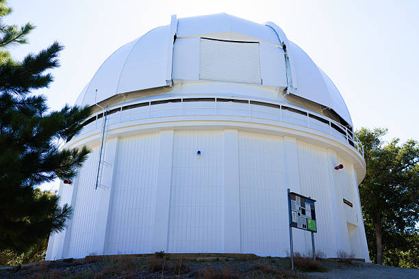 istock 60-inch telescope white dome in Mt.Wilson 523629840