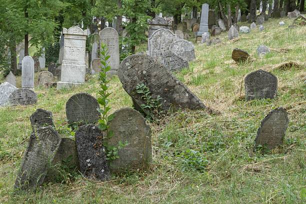 istock Jewish cemetery 523659835