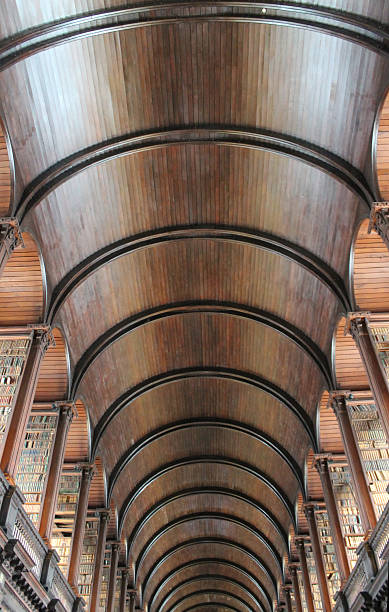 Biblioteca Trinity College Panoramic image of the ceiling of the Trinity College library trinity college library stock pictures, royalty-free photos & images