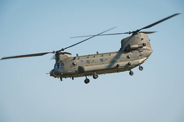 raf chinook helicóptero - helicopter boeing marines military - fotografias e filmes do acervo
