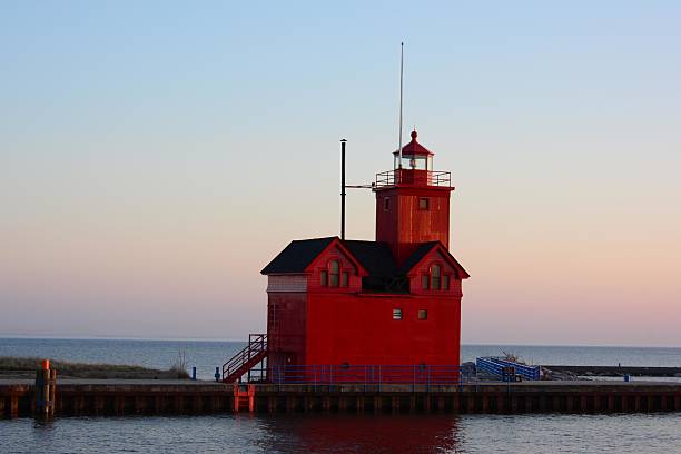 istock Red Lighthouse in Holland MI 523695298