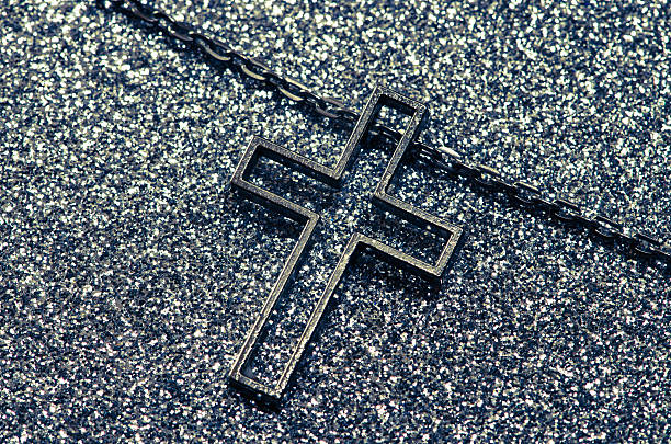 istock cross symbol in black and white 523711225