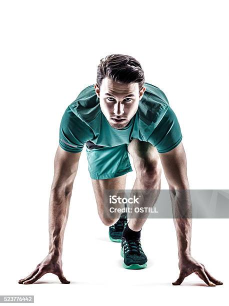 Hombre De Corredor Corriendo Aislado Impulsor Foto de stock y más banco de imágenes de Fondo blanco - Fondo blanco, Correr, Hombres