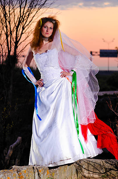 istock trash the dress woman 523827764