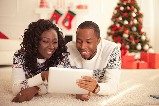 istock Couple at Christmas 523832943