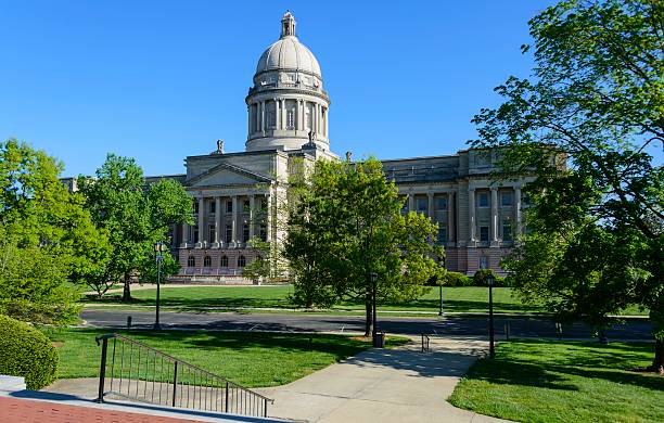 istock Kentucky State Capitol Dome in Frankfort 523865346