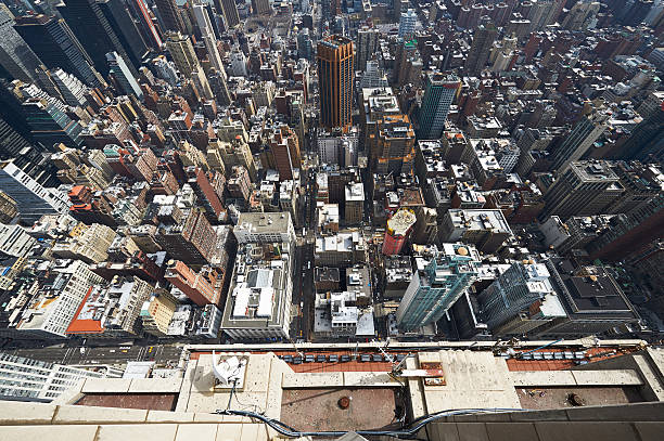 istock Cityscape view of Manhattan from Empire State Building 523873159