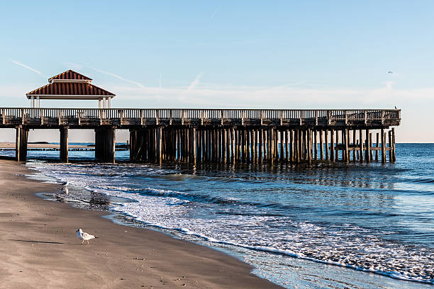 istock Viewing Pier and Gazebo at Buckroe Beach 523873748