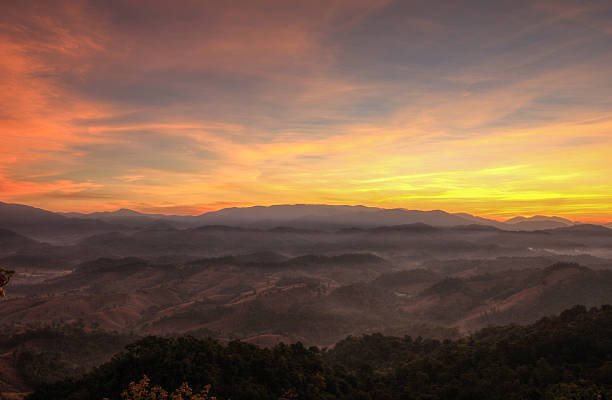 istock Morning sky and stunning mountain scenery at Doi Hua Mod 523874066