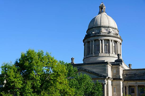 istock Kentucky State Capitol Dome in Frankfort 523883320