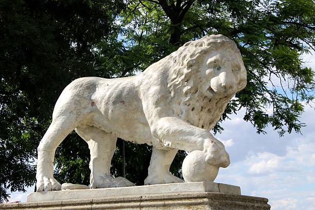 istock Lion statue in Odessa 523920461