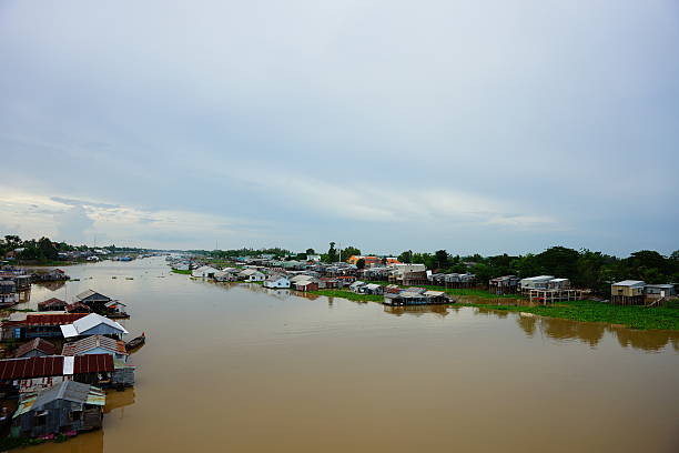 istock Beautiful water town 523921137