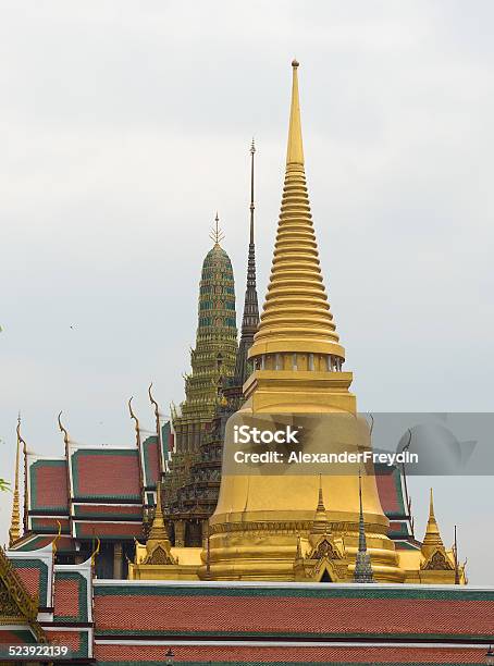 The Grand Royal Palace And Temple Of The Emerald Buddha Stock Photo - Download Image Now
