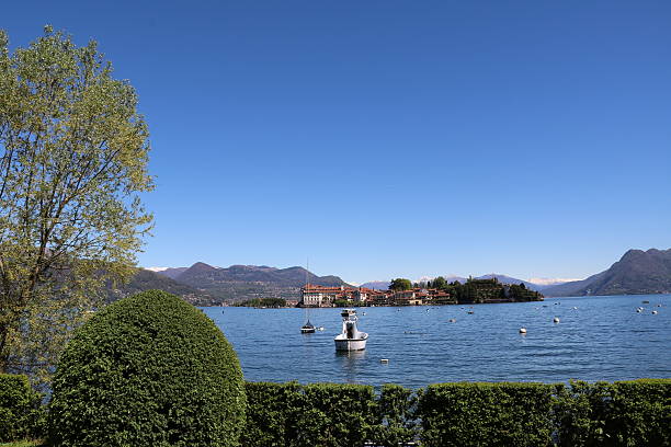 istock Lake Maggiore and Isola Bella under blue sky in Italy 524015650