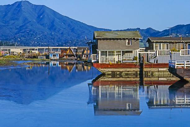 Houseboats Sausalito Bay with Houseboats, California sausalito stock pictures, royalty-free photos & images