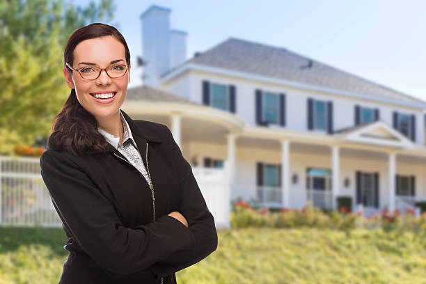 istock Mixed Race Woman in Front of Custom House 524052187