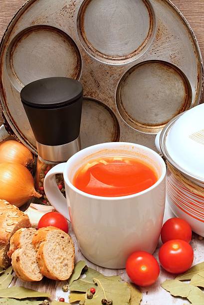 Tomato soup and pan