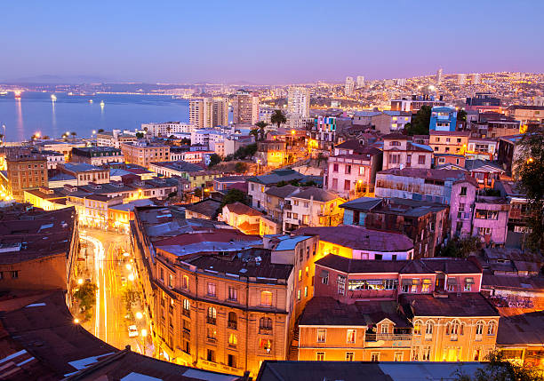 the historic quarter of Valparaíso, by night. the historic quarter of Valparaíso, declared a UNESCO World Heritage Site in 2003, by night. valparaiso chile stock pictures, royalty-free photos & images