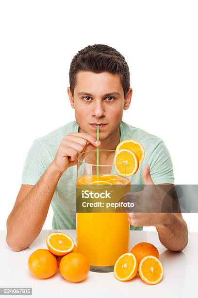 Happy Teen Mit Großen Glas Saft Stockfoto und mehr Bilder von Männer - Männer, Nahaufnahme, Orangensaft