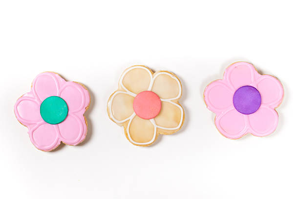 istock Homemade sugar cookies shaped like flowers 524072995