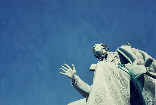 Hans Christian Andersen Statue of the famous author Hans Christian Andersen (1805-1875), Kongens Have, Copenhagen, Denmark. statue of hans christian andersen stock pictures, royalty-free photos & images