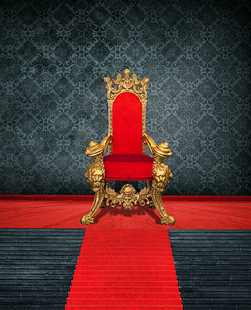 interno camera con trono e tappeto rosso - throne foto e immagini stock