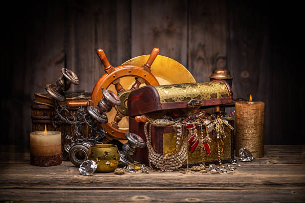 istock Composition of treasure chest 524155094