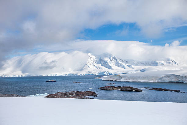 istock Coast of Antarctica with centuries-old thicknesses off glaciers 524172148