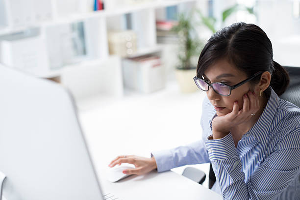 istock Businesswoman you are using a computer in the office 524176838