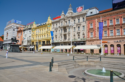 Plaza de Ban Jelacic, Zagreb photo