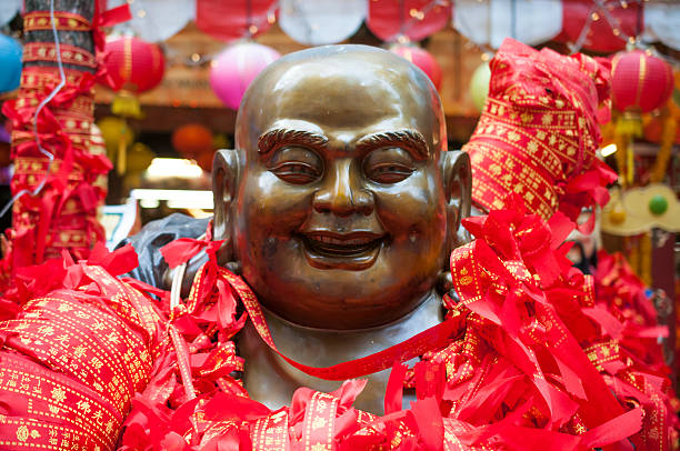buda sonriente, cabezal - buddha laughing guru smiling fotografías e imágenes de stock