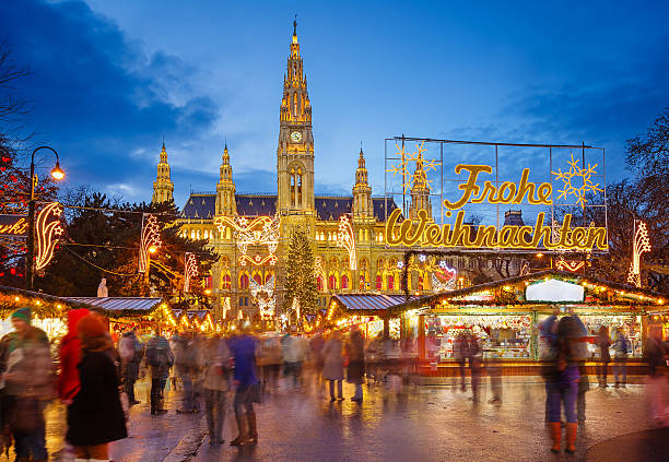 Rathaus and Christmas market in Vienna Rathaus and christmas market in Vienna, Austria vienna austria photos stock pictures, royalty-free photos & images