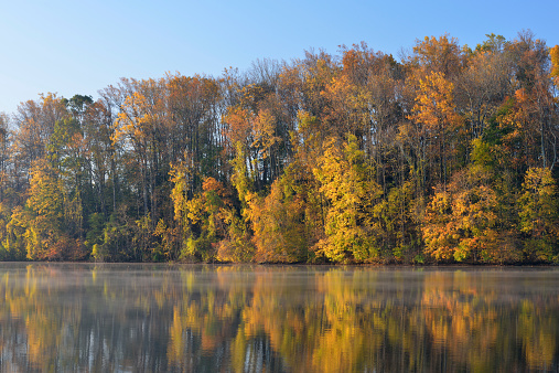 Marsh Creek Lake in Autumn, Marsh Creek State Park, Downingtown, Pennsylvania, USA