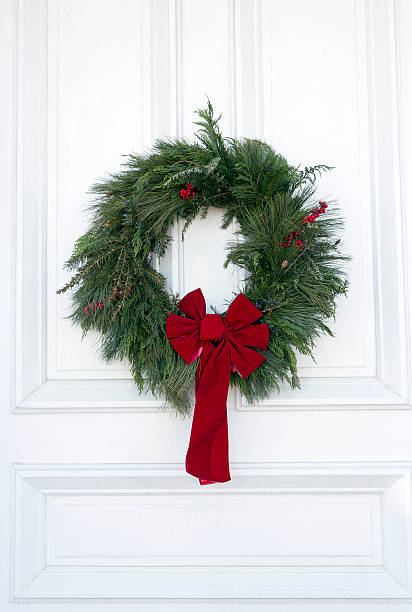 istock Church Door Christmas Wreath 524324257