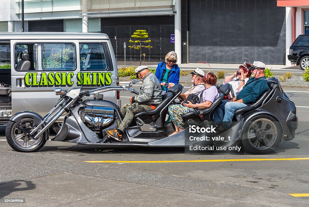 Cinco lugares Trikey motocicleta visto em Napier, Nova Zelândia - Foto de stock de Triciclo motorizado royalty-free