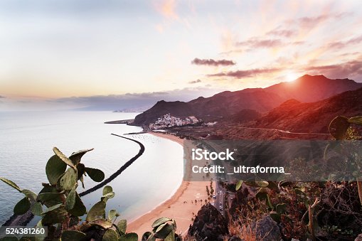 istock Sunset at Playa de Las Teresitas in Tenerife, Canary Islands 524381260