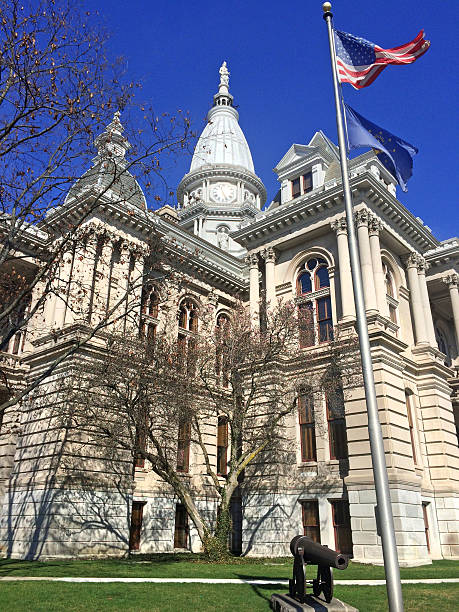 istock Lafayette Indiana City Hall 524386318