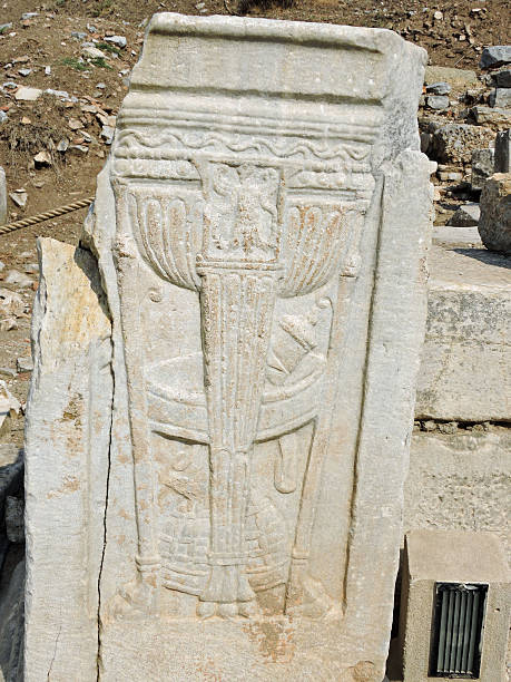 istock Hammer Pestle Ephesus Turkey 524398694