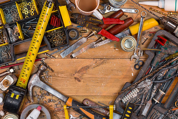 Clumsy Tools 1,000+ Messy Toolbox Stock Photos, Pictures & Royalty-Free Images - iStock
