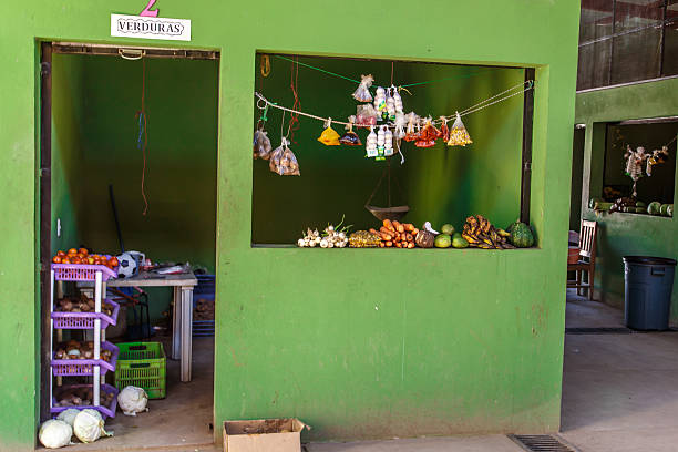 vista do mercado palacaguina, nicarágua - comerce imagens e fotografias de stock