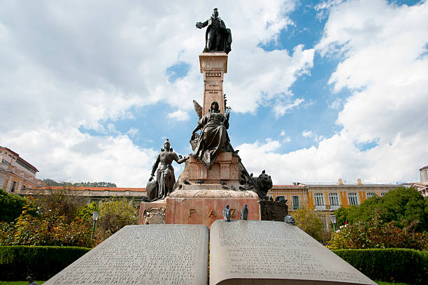 istock Pedro Murillo Statue - La Paz - Bolivia 524531200