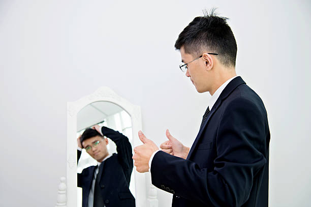 istock Businessman with bipolar disorder 524538552