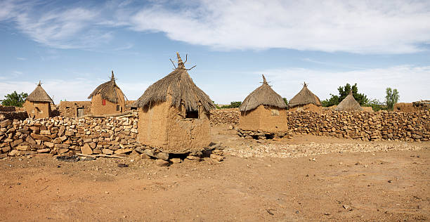 istock Traditional Mud Brick Dogon Country homes, Mali 524577043