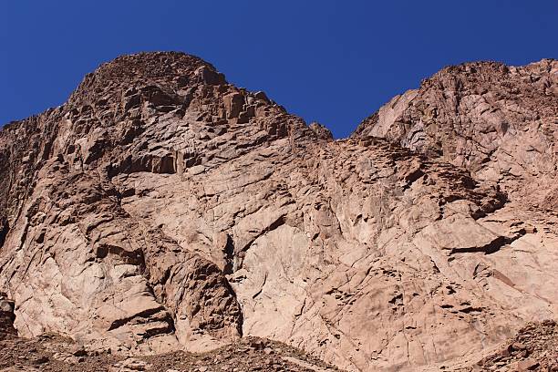 istock Mount Sinai under the blue sky 524580399